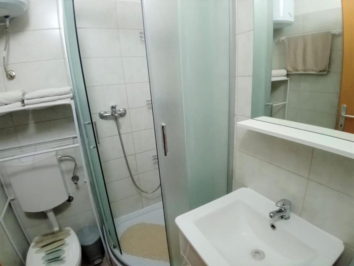 Apartment Karlito Kaštela Eksteriør bilde